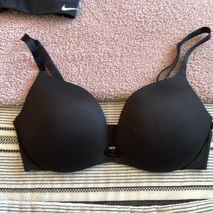 Victoria’s Secret Plunge Padded Bra Size 34D
